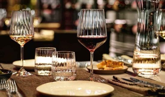 cocktail glass suppliers in Dubai