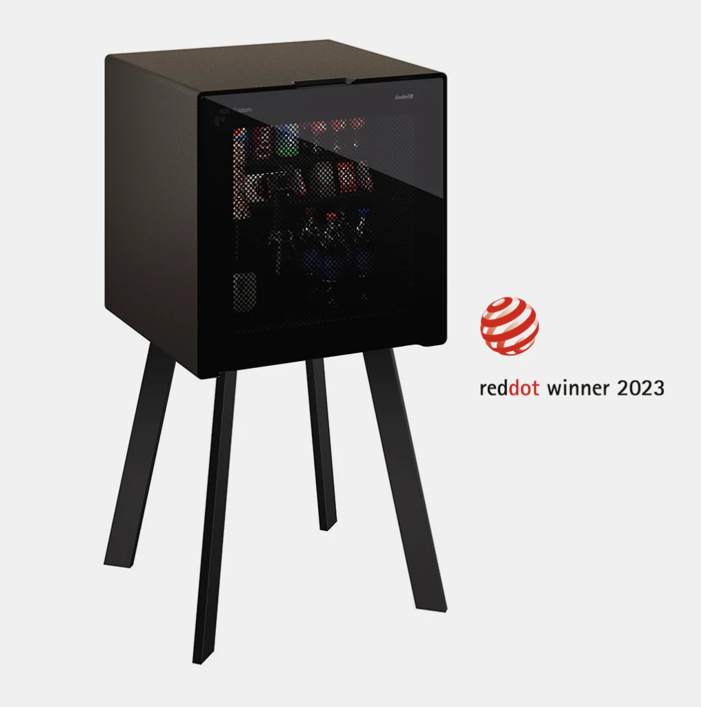 Cube Free Standing 1