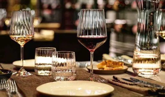 cocktail glass suppliers in Dubai